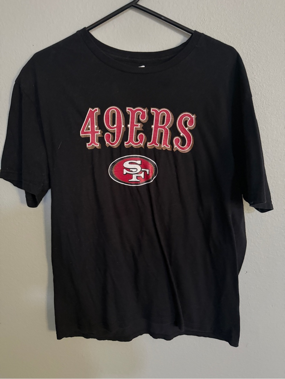 Fanatics Kids Black San Francisco 49ers Graphic Tee with Red Logo